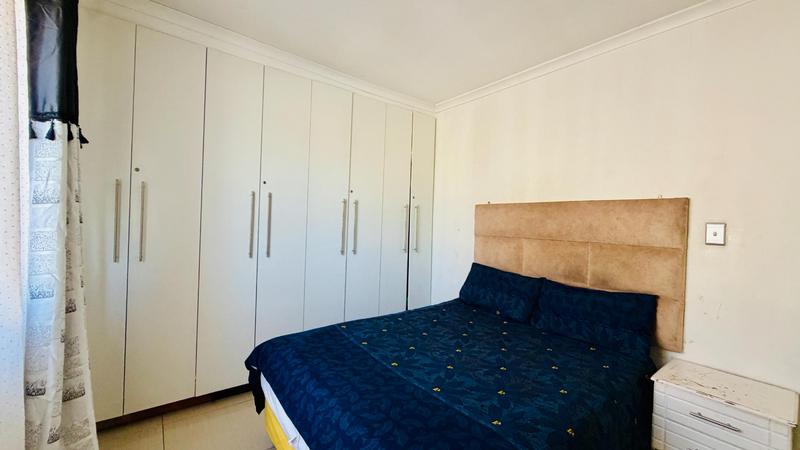 5 Bedroom Property for Sale in Mobeni Heights KwaZulu-Natal