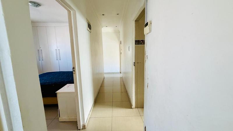 5 Bedroom Property for Sale in Mobeni Heights KwaZulu-Natal