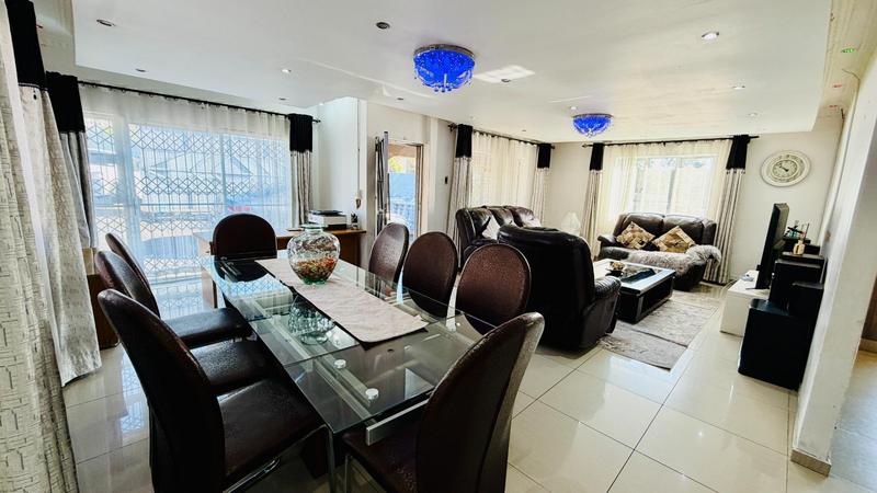 5 Bedroom Property for Sale in Mobeni Heights KwaZulu-Natal