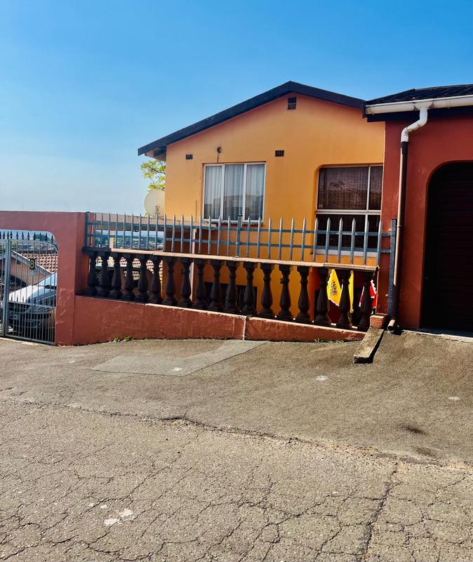 5 Bedroom Property for Sale in Westham KwaZulu-Natal