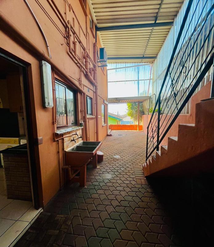 5 Bedroom Property for Sale in Westham KwaZulu-Natal