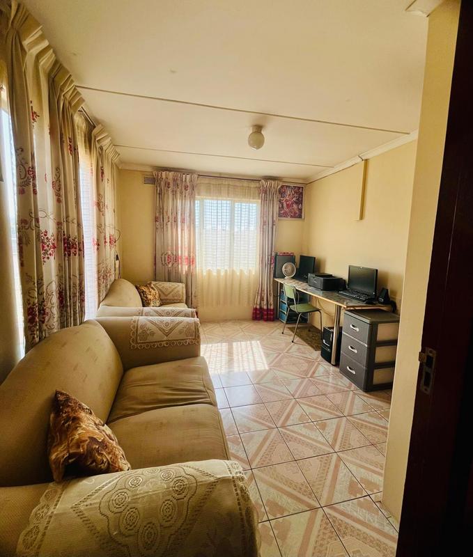 5 Bedroom Property for Sale in Westham KwaZulu-Natal