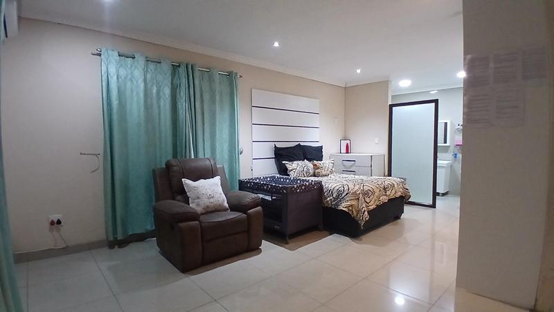 2 Bedroom Property for Sale in Sea View KwaZulu-Natal