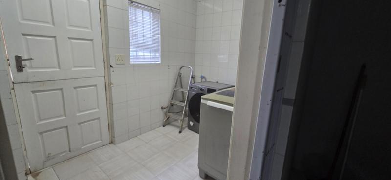 To Let 8 Bedroom Property for Rent in Westville KwaZulu-Natal