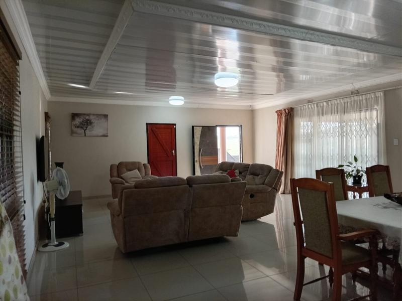 4 Bedroom Property for Sale in Empangeni Central KwaZulu-Natal