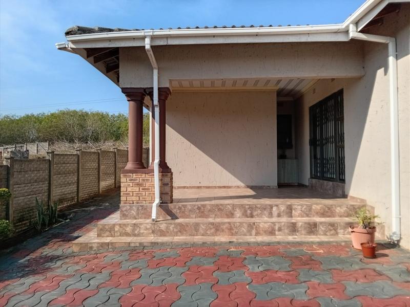 4 Bedroom Property for Sale in Empangeni Central KwaZulu-Natal