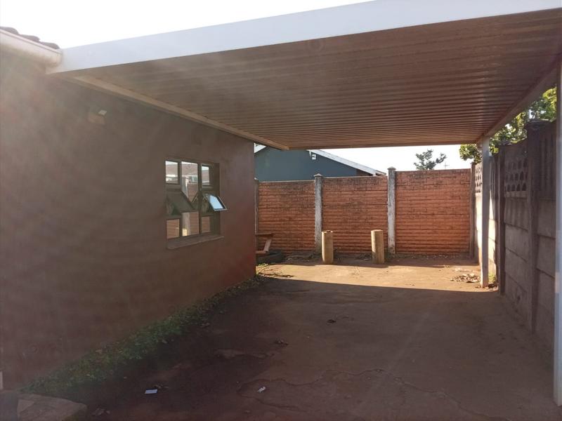 2 Bedroom Property for Sale in Umhlathuze KwaZulu-Natal