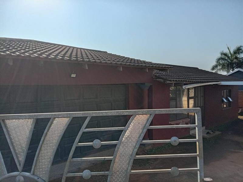 2 Bedroom Property for Sale in Umhlathuze KwaZulu-Natal