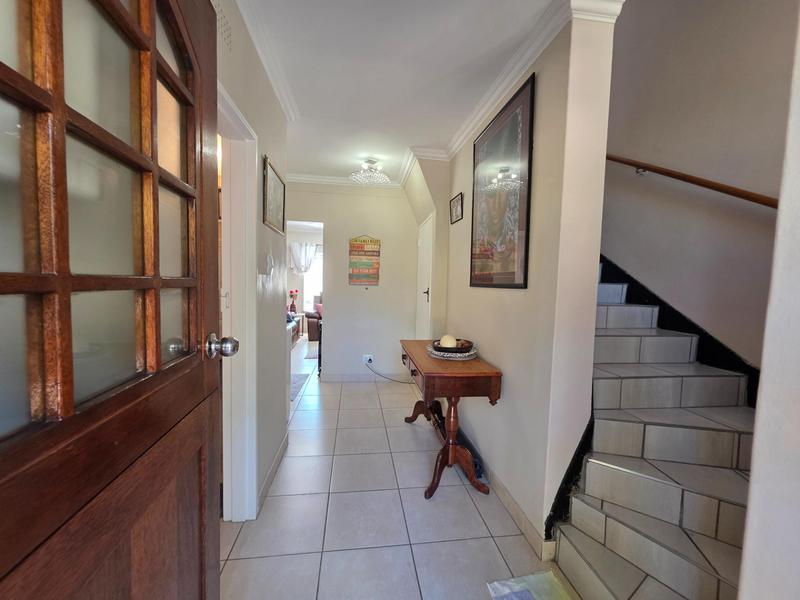 3 Bedroom Property for Sale in Huttenheights KwaZulu-Natal