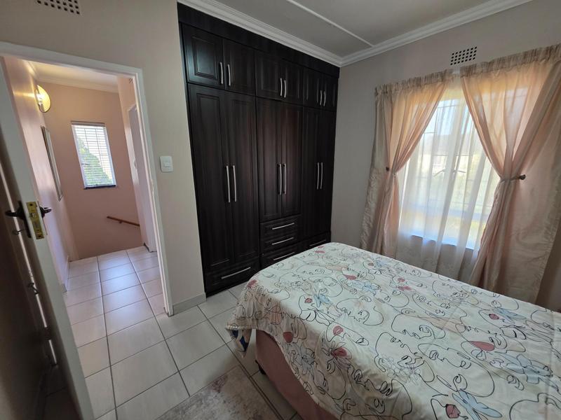 3 Bedroom Property for Sale in Huttenheights KwaZulu-Natal