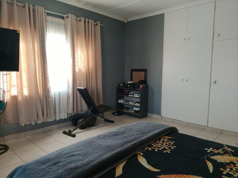 3 Bedroom Property for Sale in Woodlands KwaZulu-Natal