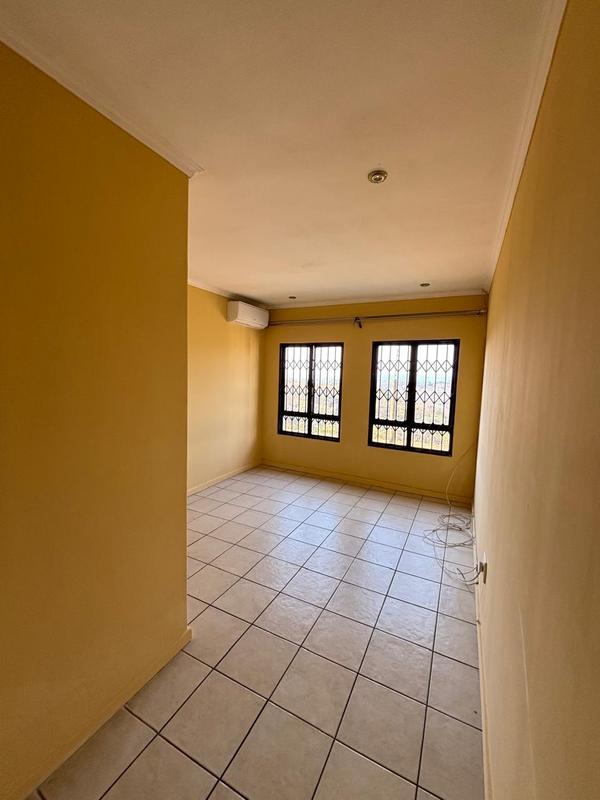 3 Bedroom Property for Sale in Reservoir Hills KwaZulu-Natal
