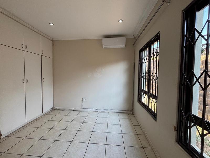 3 Bedroom Property for Sale in Reservoir Hills KwaZulu-Natal