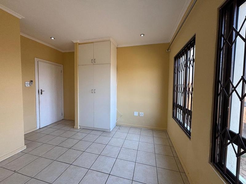 3 Bedroom Property for Sale in Reservoir Hills KwaZulu-Natal
