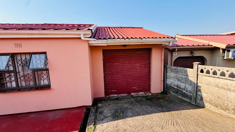 3 Bedroom Property for Sale in Umlazi KwaZulu-Natal