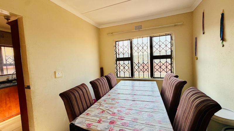 3 Bedroom Property for Sale in Umlazi KwaZulu-Natal
