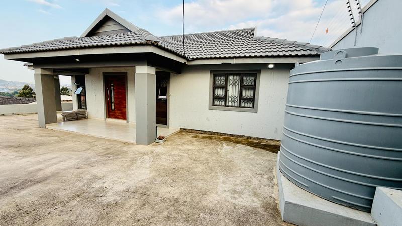 3 Bedroom Property for Sale in Kwamashu KwaZulu-Natal