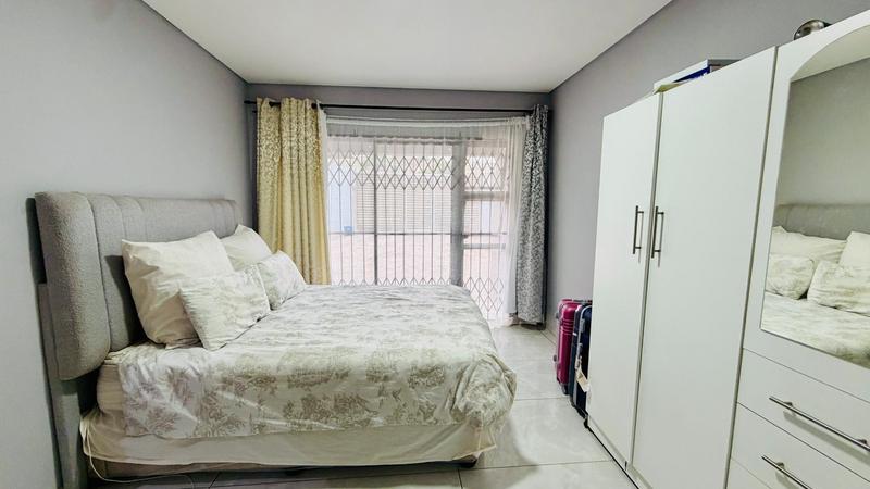 3 Bedroom Property for Sale in Kwamashu KwaZulu-Natal