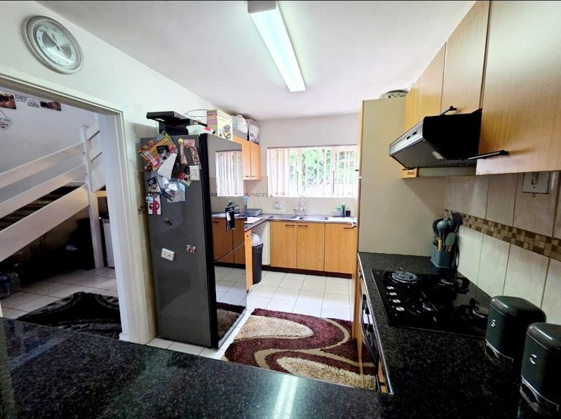 3 Bedroom Property for Sale in Amanzimtoti KwaZulu-Natal