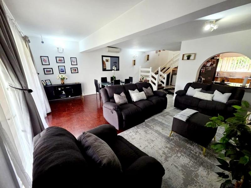 3 Bedroom Property for Sale in Amanzimtoti KwaZulu-Natal