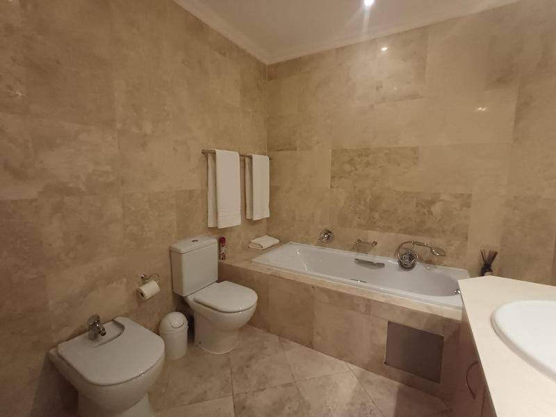 To Let 2 Bedroom Property for Rent in Umhlanga Rocks KwaZulu-Natal