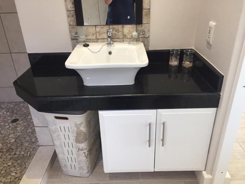 To Let 3 Bedroom Property for Rent in St Michaels On Sea KwaZulu-Natal