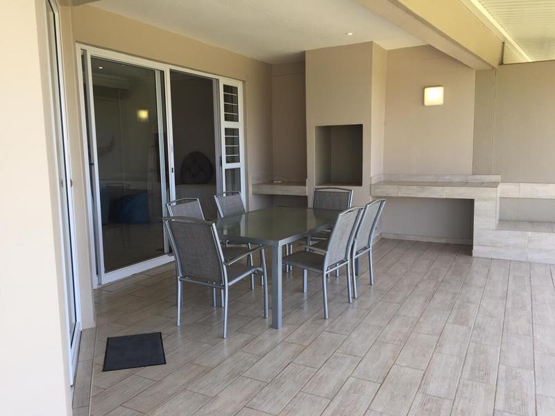 To Let 3 Bedroom Property for Rent in St Michaels On Sea KwaZulu-Natal