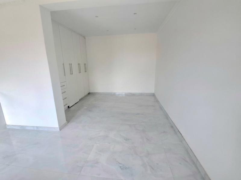 To Let 1 Bedroom Property for Rent in Reservoir Hills KwaZulu-Natal