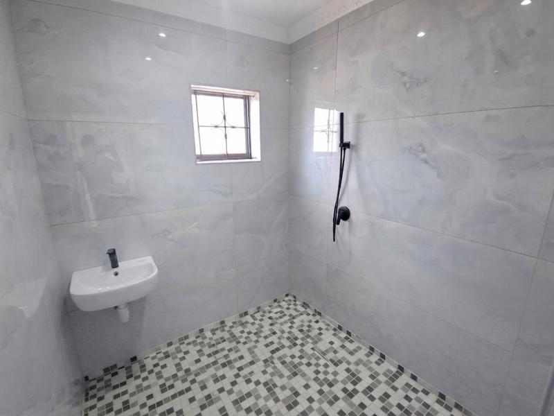 To Let 1 Bedroom Property for Rent in Reservoir Hills KwaZulu-Natal