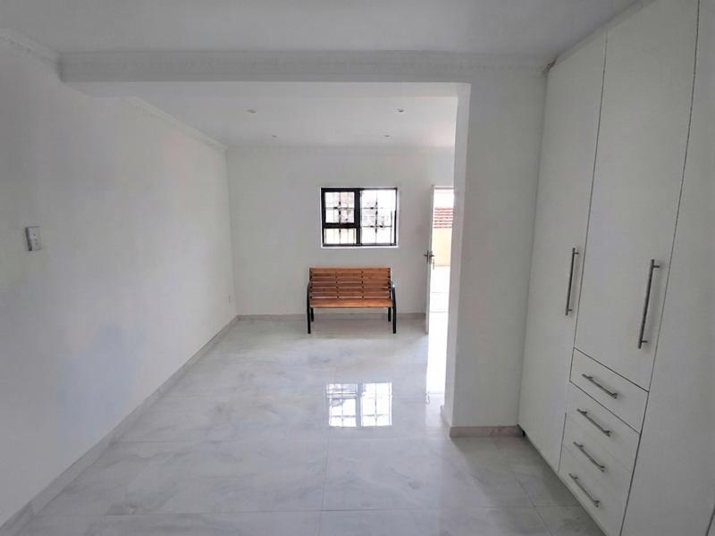 To Let 1 Bedroom Property for Rent in Reservoir Hills KwaZulu-Natal