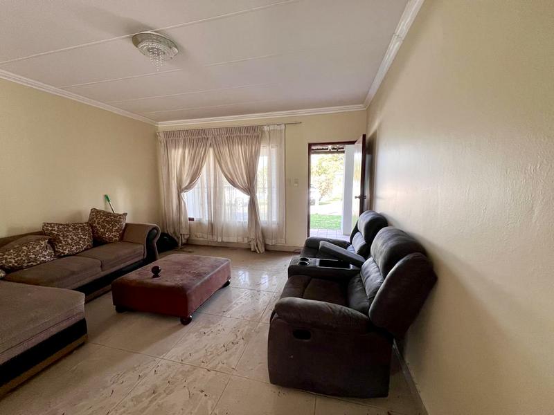 To Let 2 Bedroom Property for Rent in Oslo Beach KwaZulu-Natal