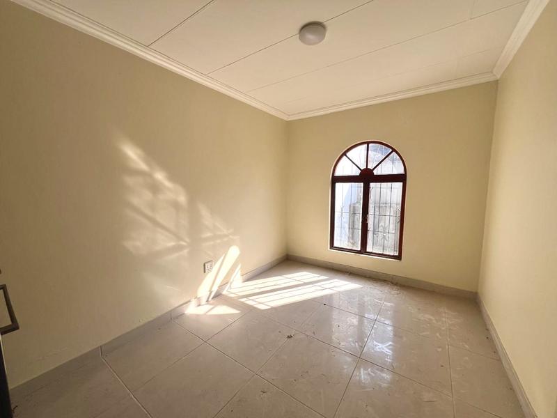 To Let 2 Bedroom Property for Rent in Oslo Beach KwaZulu-Natal