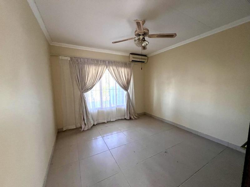 To Let 2 Bedroom Property for Rent in Oslo Beach KwaZulu-Natal