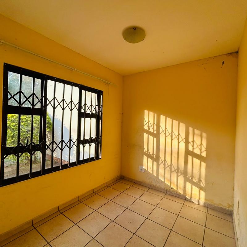 2 Bedroom Property for Sale in Brackenham KwaZulu-Natal