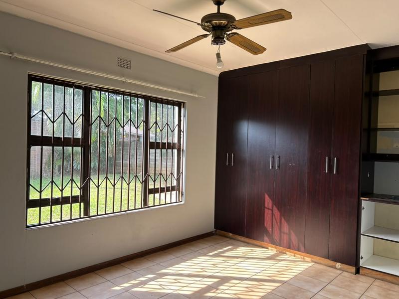 4 Bedroom Property for Sale in Meer En See KwaZulu-Natal