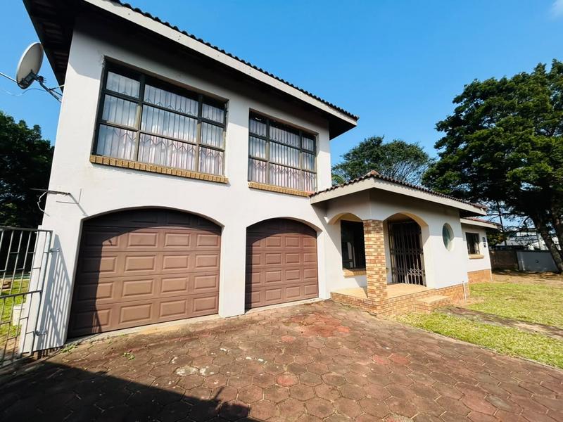 4 Bedroom Property for Sale in Meer En See KwaZulu-Natal