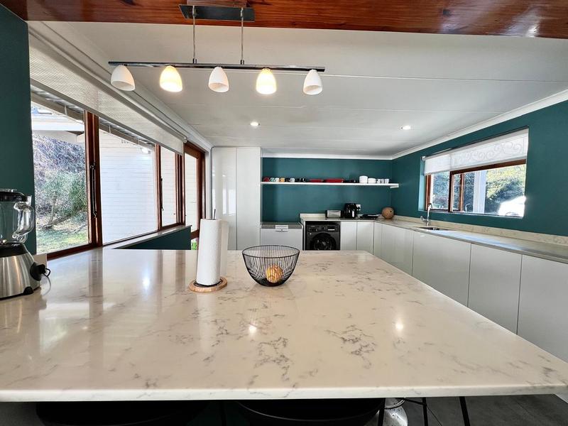 5 Bedroom Property for Sale in Athlone KwaZulu-Natal