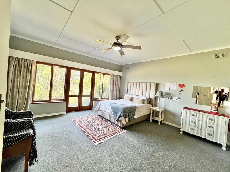 5 Bedroom Property for Sale in Athlone KwaZulu-Natal