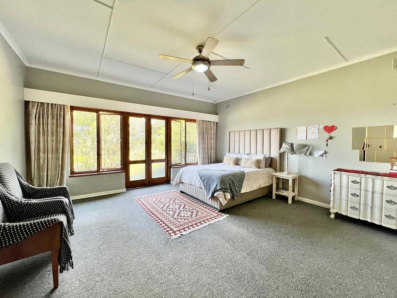 5 Bedroom Property for Sale in Athlone KwaZulu-Natal