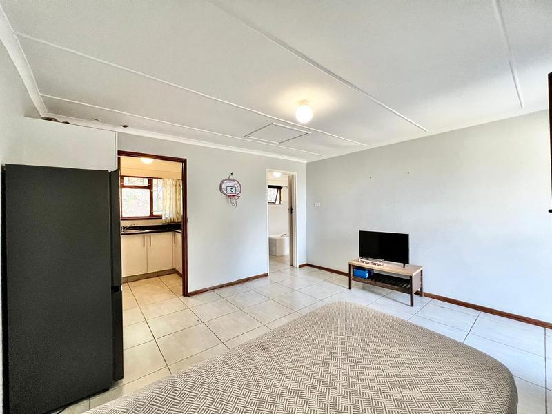 5 Bedroom Property for Sale in Athlone KwaZulu-Natal