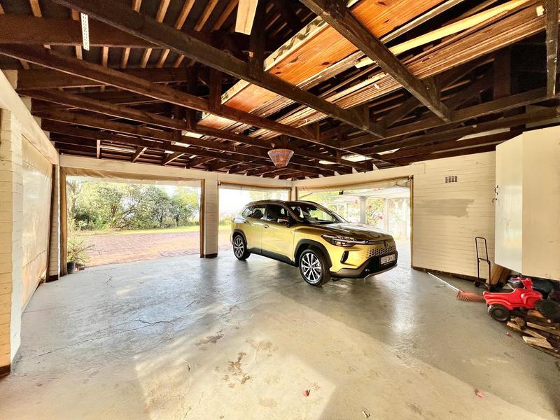 5 Bedroom Property for Sale in Athlone KwaZulu-Natal