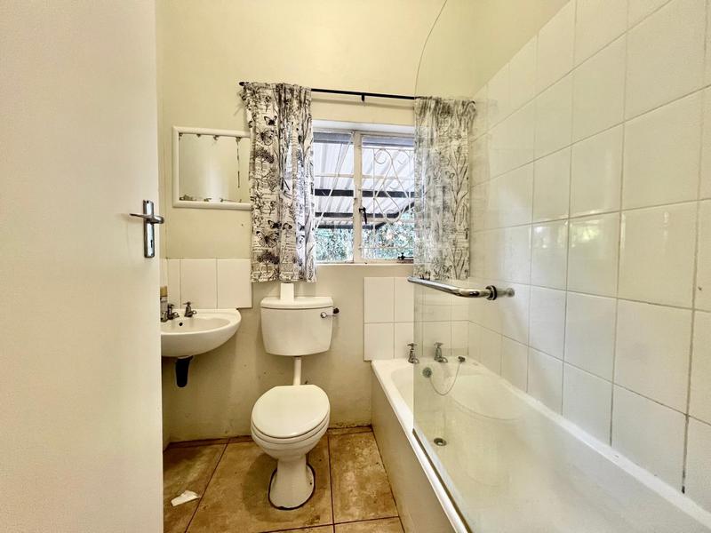 5 Bedroom Property for Sale in Athlone KwaZulu-Natal