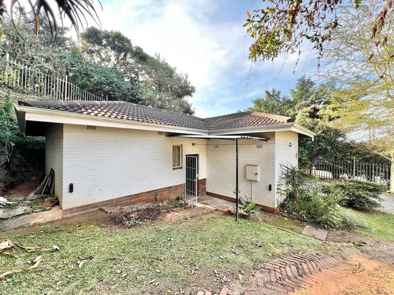 5 Bedroom Property for Sale in Athlone KwaZulu-Natal