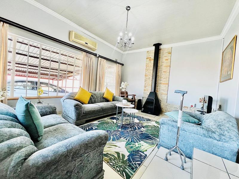 4 Bedroom Property for Sale in Newholme KwaZulu-Natal