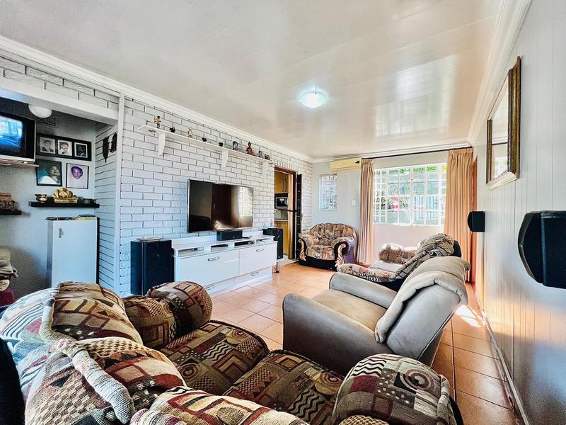 4 Bedroom Property for Sale in Newholme KwaZulu-Natal