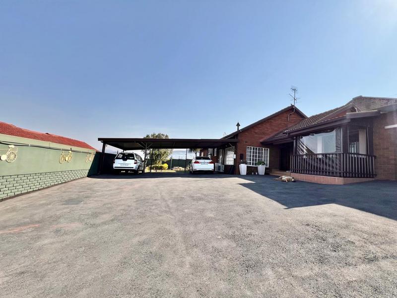 4 Bedroom Property for Sale in Newholme KwaZulu-Natal