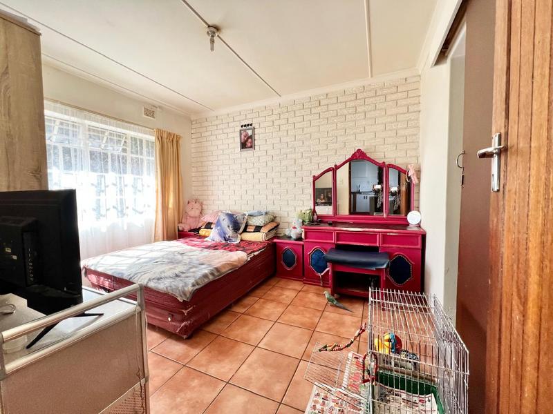 4 Bedroom Property for Sale in Newholme KwaZulu-Natal