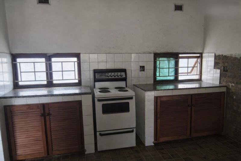 3 Bedroom Property for Sale in Glenmore Beach KwaZulu-Natal