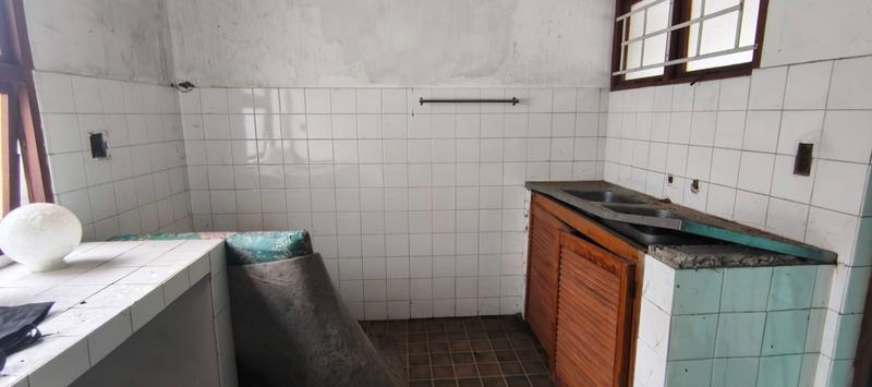 3 Bedroom Property for Sale in Glenmore Beach KwaZulu-Natal