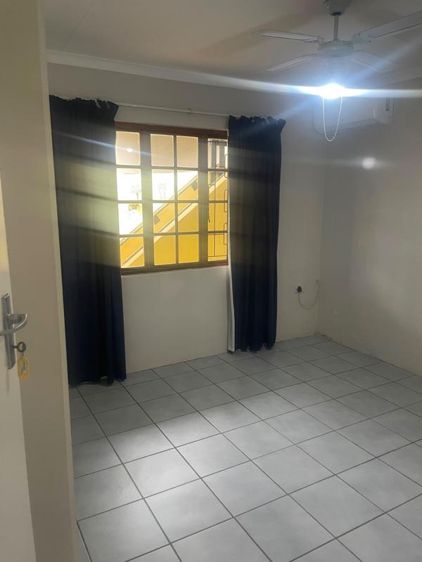 2 Bedroom Property for Sale in Woodlands KwaZulu-Natal
